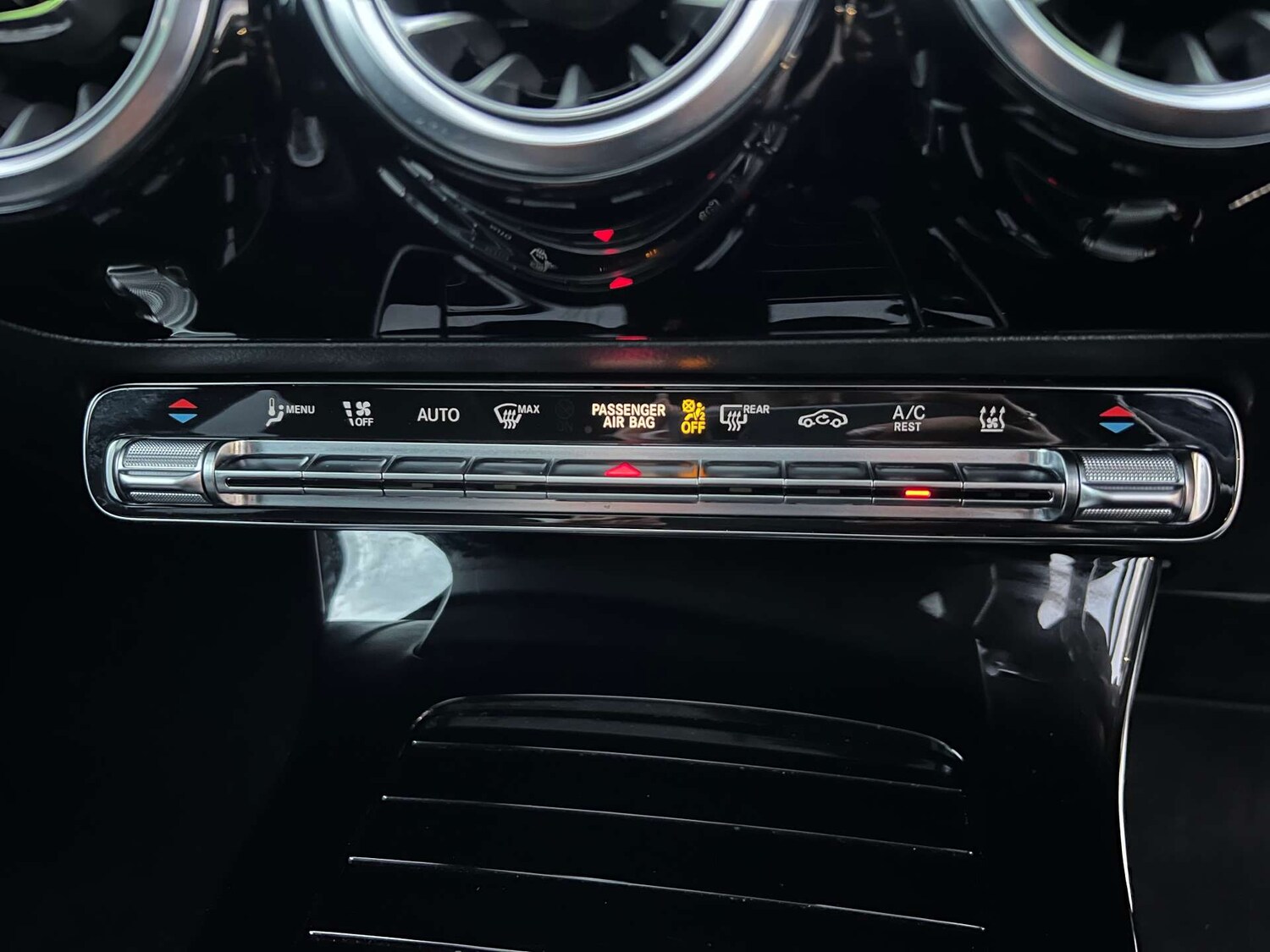 Used Mercedes-Benz CLA 2022 for sale - 76776957: Photo 39