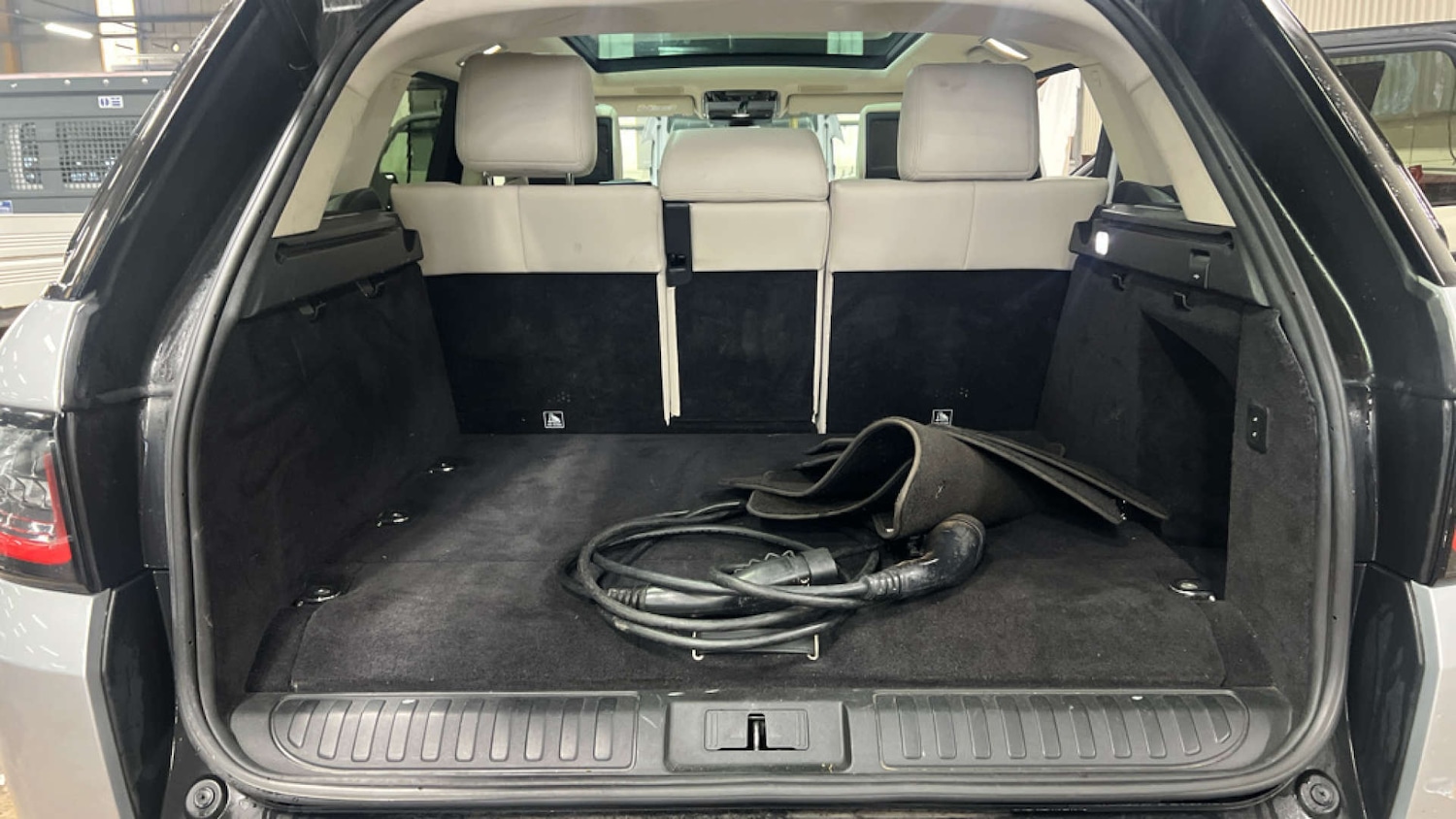 Used Land Rover Range Rover Sport 2020 for sale - 76834607: Photo 11