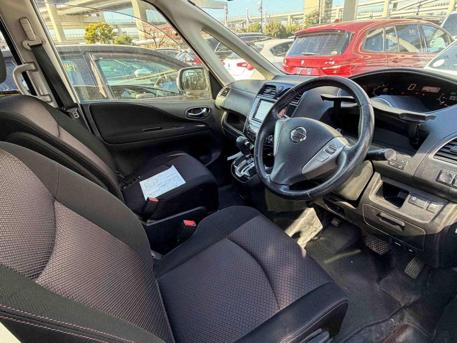 Used Nissan Serena 2012 for sale - 77762355: Photo 10