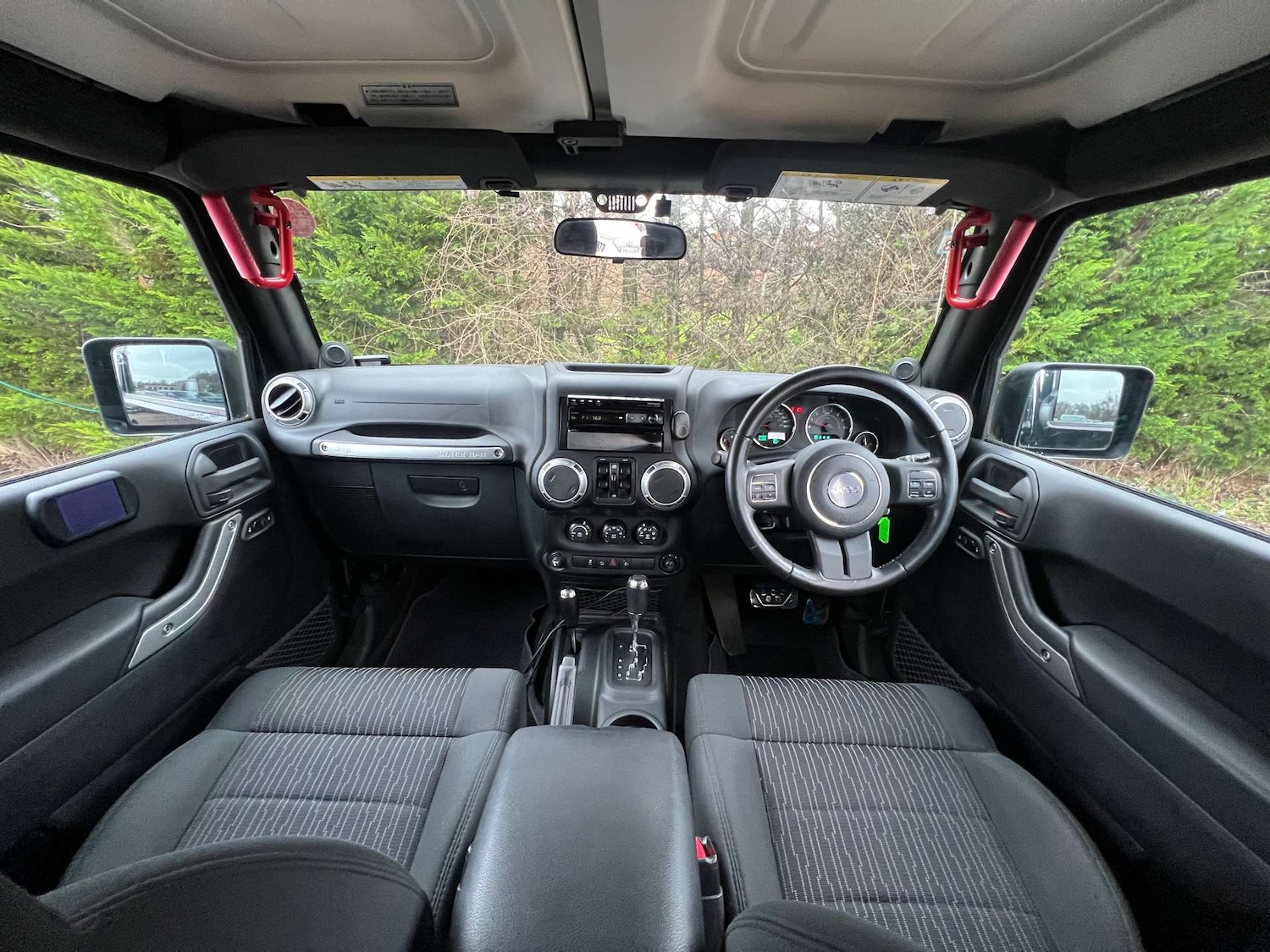 Used Jeep Wrangler 2012 for sale - 77136398: Photo 2