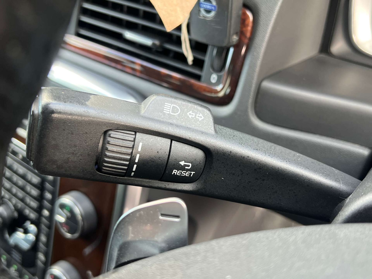 Used Volvo V70 2015 for sale - 77364256: Photo 31