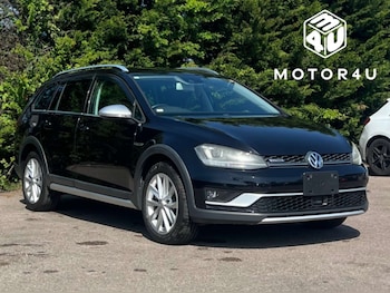 Used Volkswagen Golf 2015 for sale - 79101565: Photo
