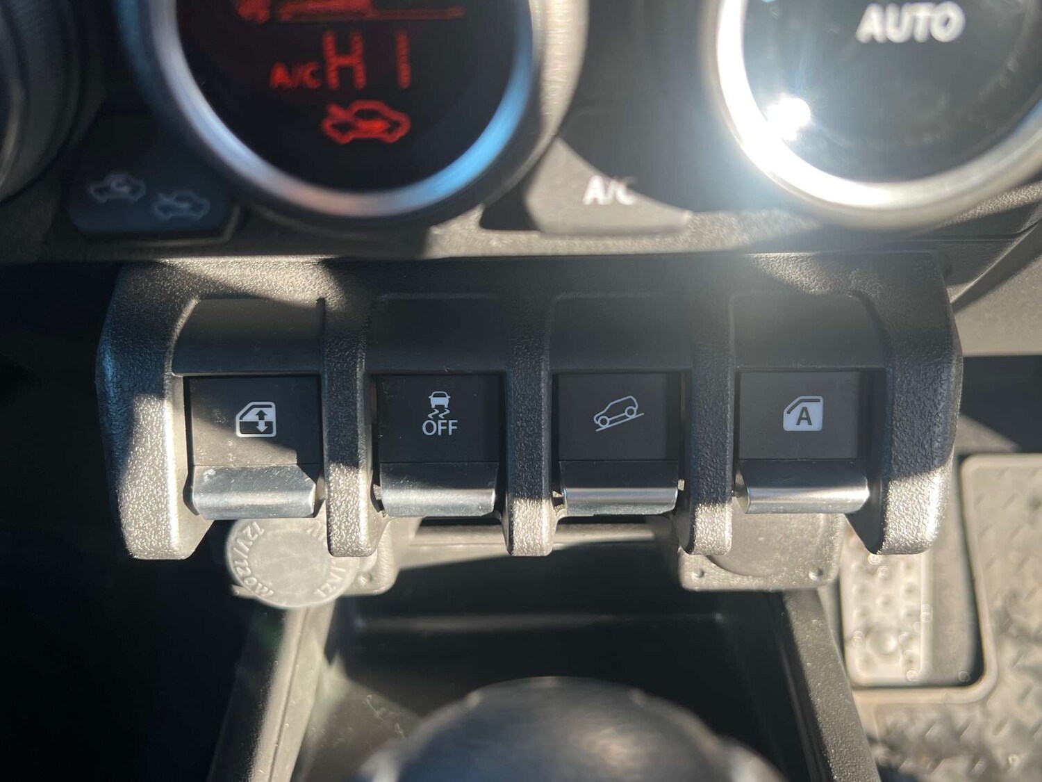 Used Suzuki Jimny 2020 for sale - 76959843: Photo 32