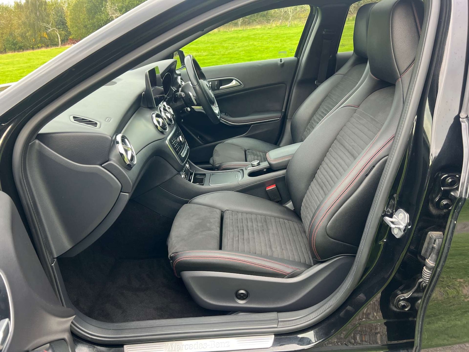 Used Mercedes-Benz GLA 2020 for sale - 76776821: Photo 24