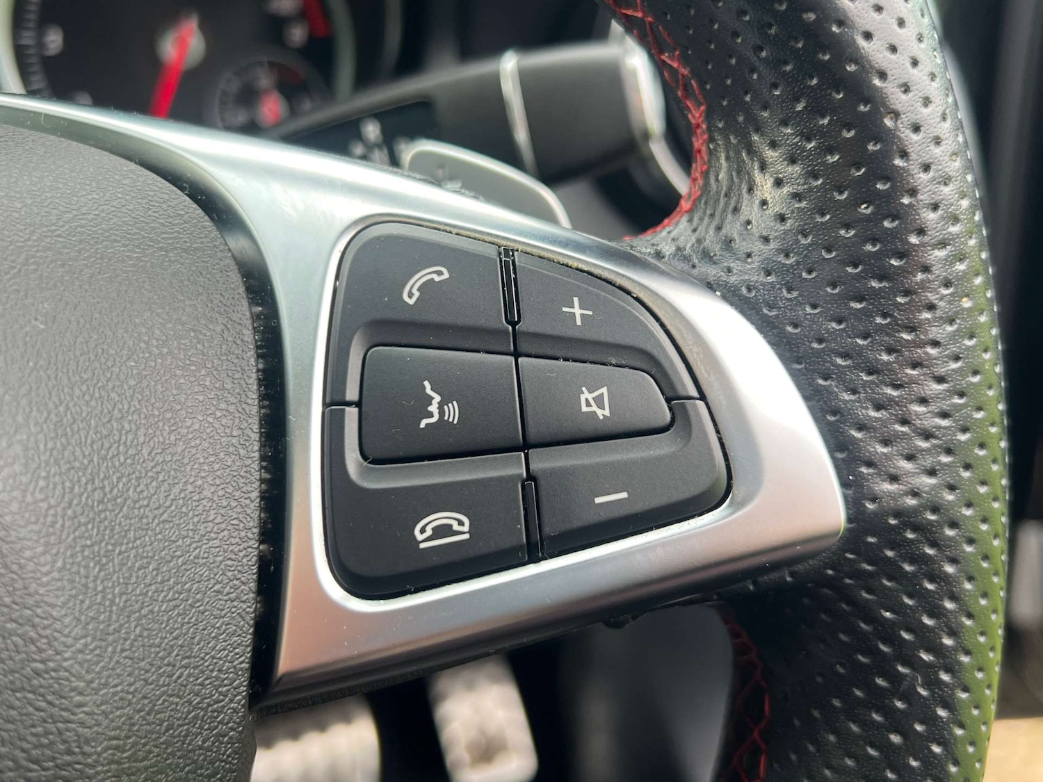 Used Mercedes-Benz GLA 2020 for sale - 76776821: Photo 33