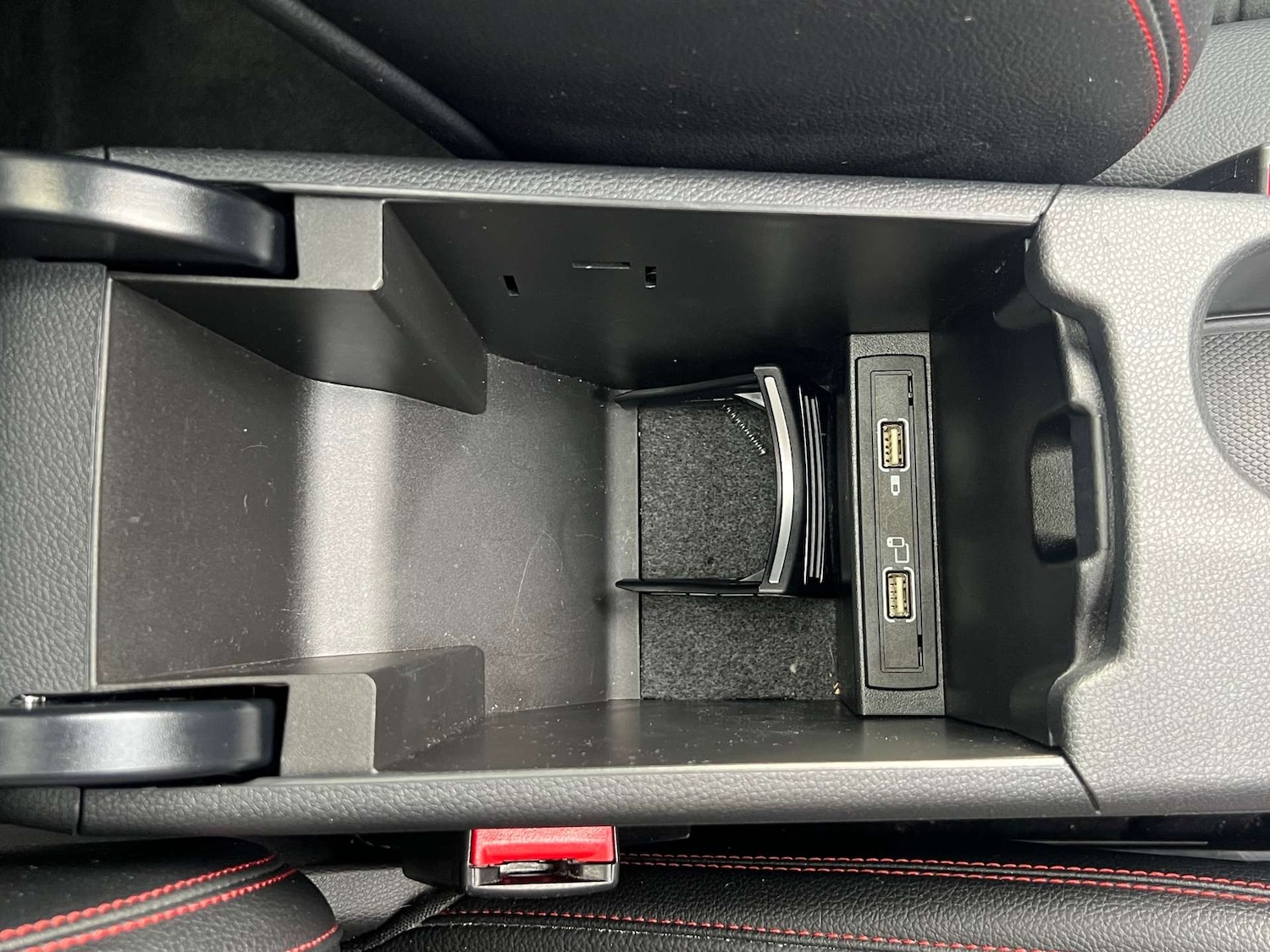 Used Mercedes-Benz GLA 2020 for sale - 76776821: Photo 47