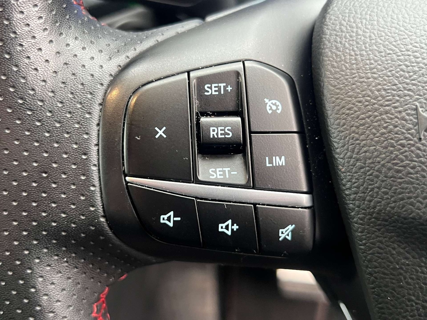 Used Ford Kuga 2022 for sale - 76949859: Photo 28