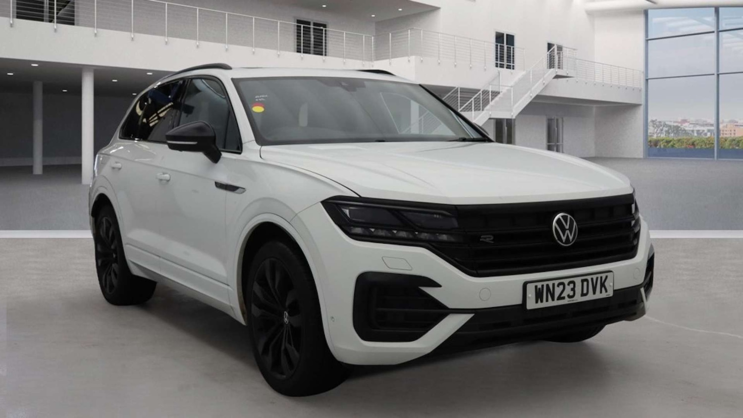 Used Volkswagen Touareg 2023 for sale - 76830881: Photo 1