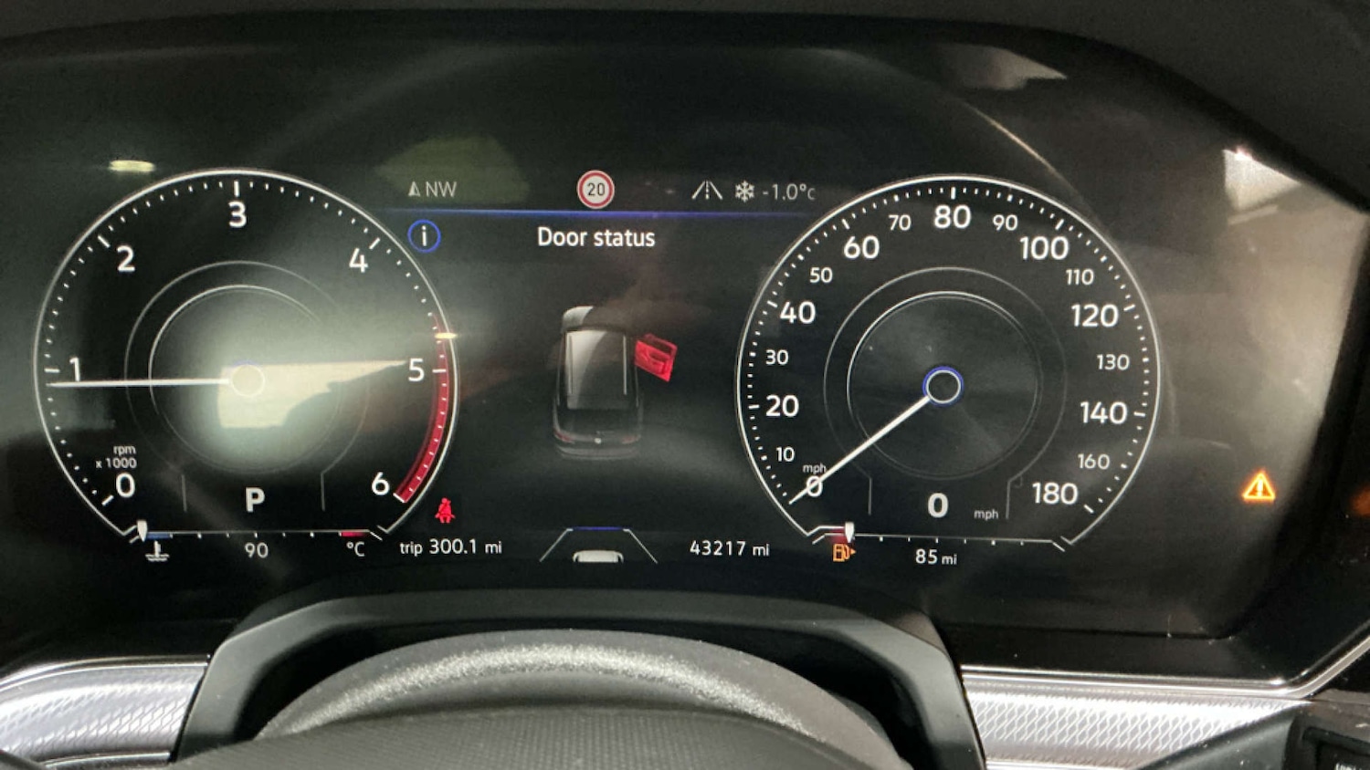 Used Volkswagen Touareg 2023 for sale - 76830881: Photo 16