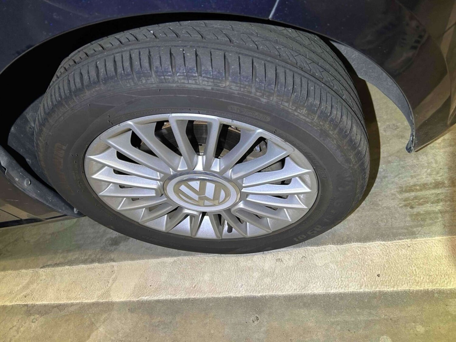 Used Volkswagen up! 2015 for sale - 77363298: Photo 19