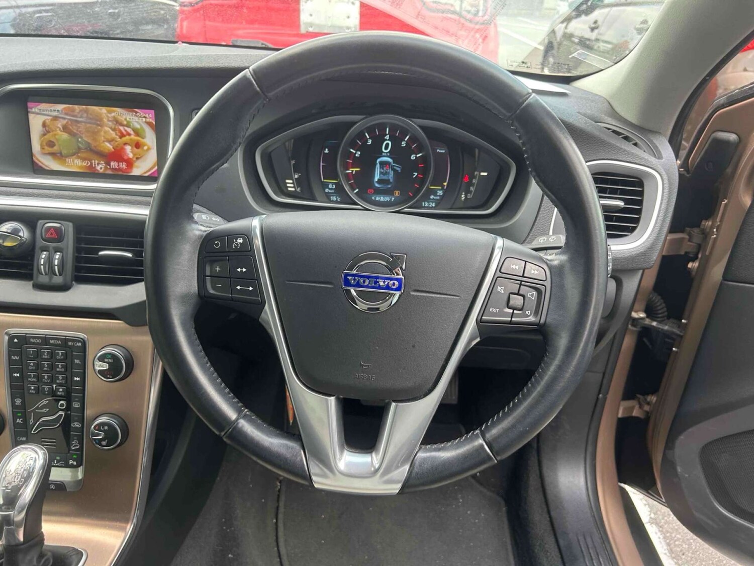 Used Volvo V40 2013 for sale - 78154372: Photo 11