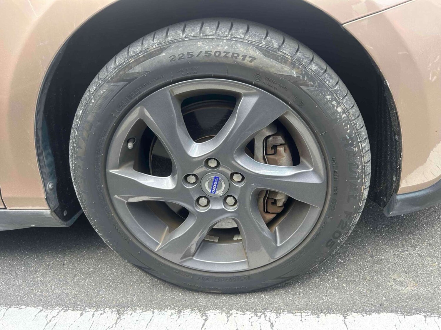 Used Volvo V40 2013 for sale - 78154372: Photo 15