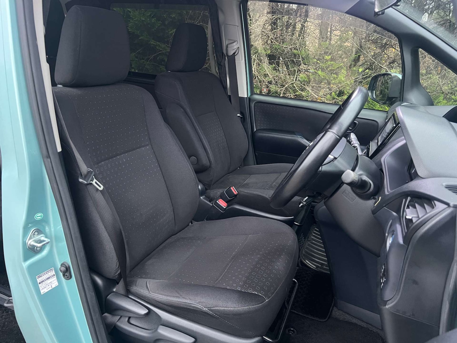 Used Toyota Voxy 2015 for sale - 76959808: Photo 20