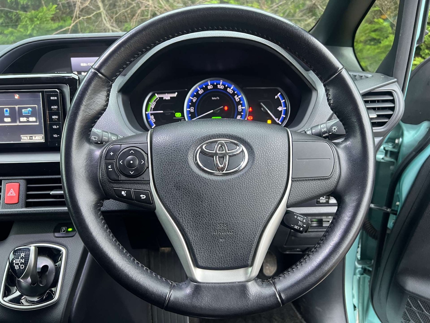 Used Toyota Voxy 2015 for sale - 76959808: Photo 29