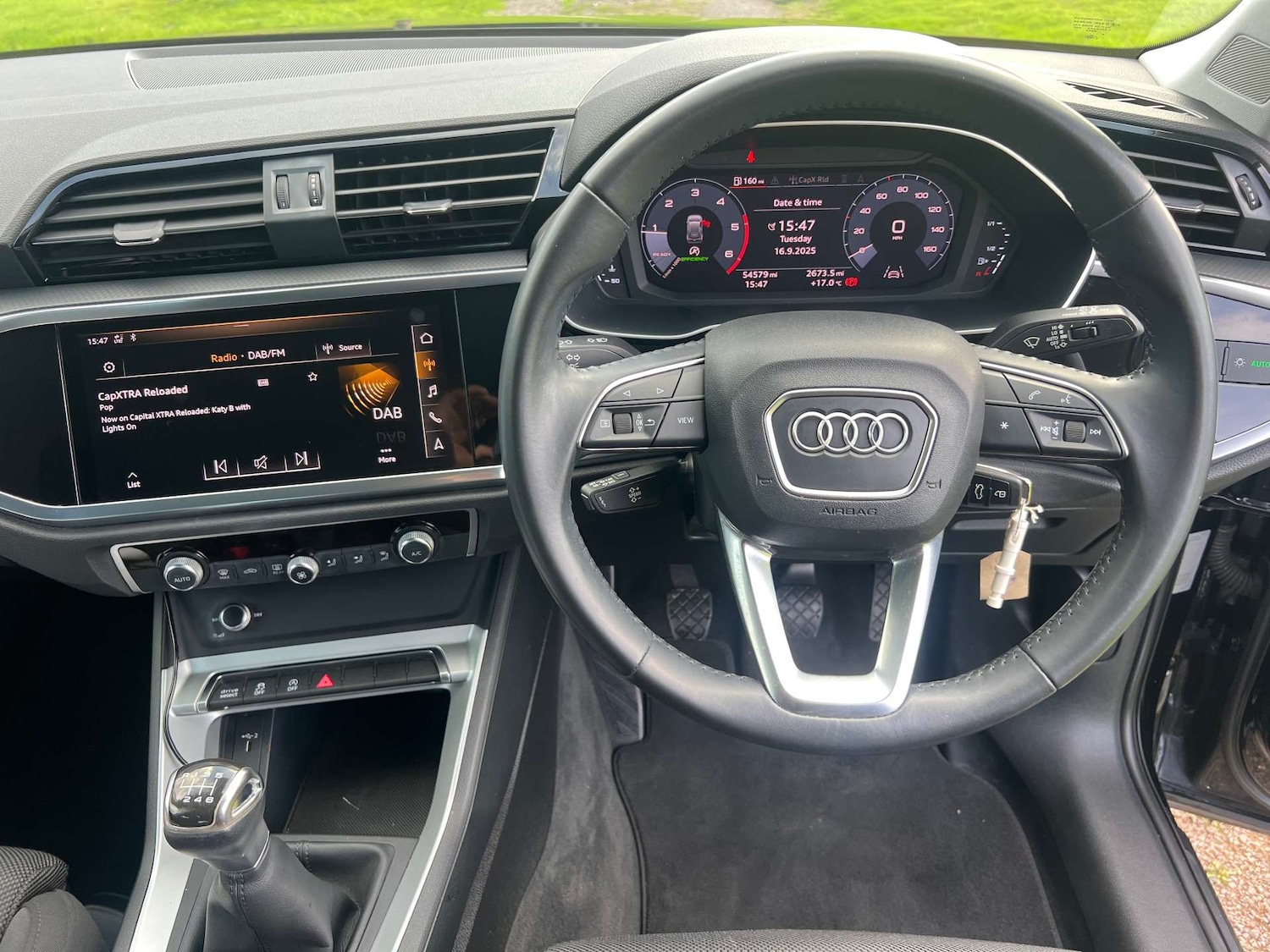 Used Audi Q3 2019 for sale - 76776976: Photo 2