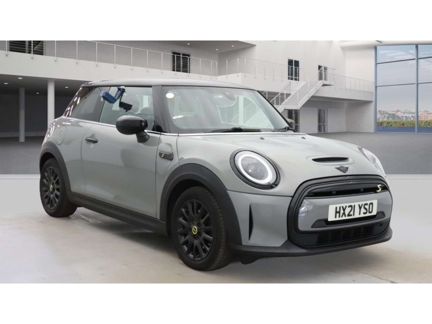 Used MINI Hatch 2021 for sale - 76776956: Photo 1