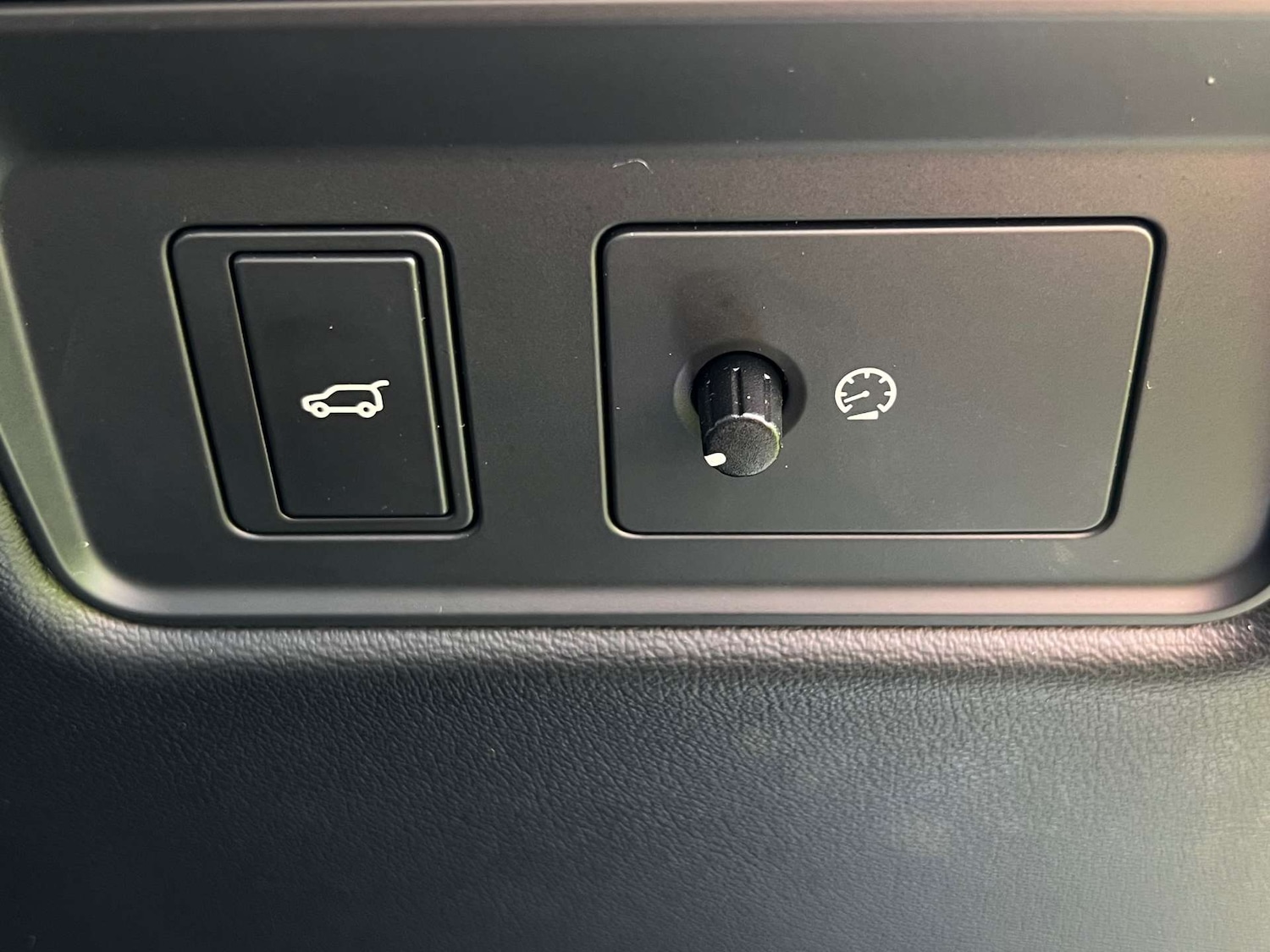 Used Land Rover Range Rover Sport 2018 for sale - 76776973: Photo 32