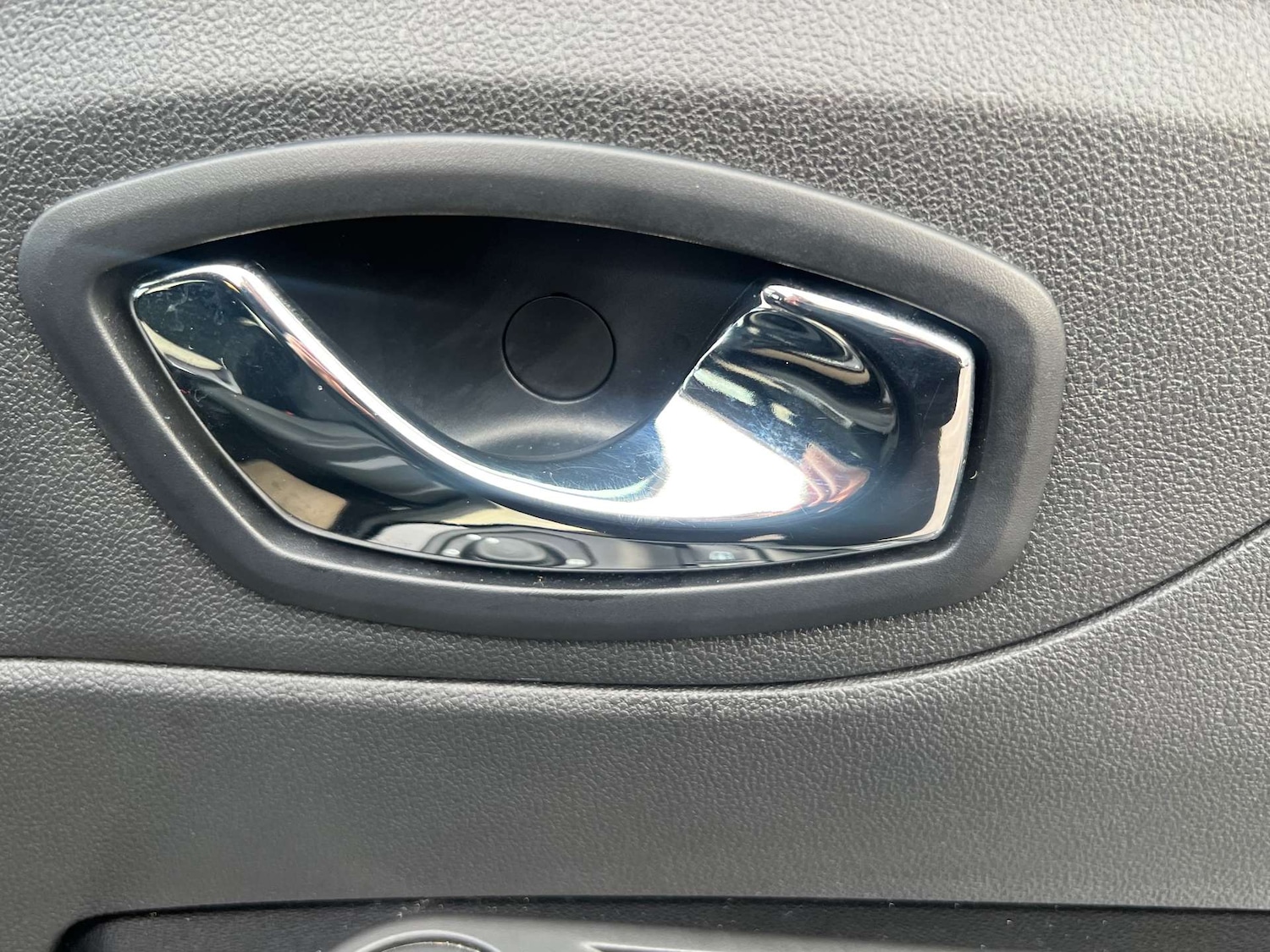 Used Renault Captur 2017 for sale - 76961755: Photo 15