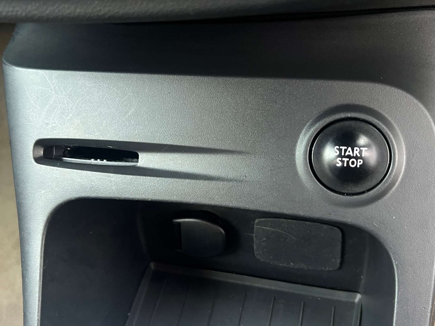 Used Renault Captur 2017 for sale - 76961755: Photo 36