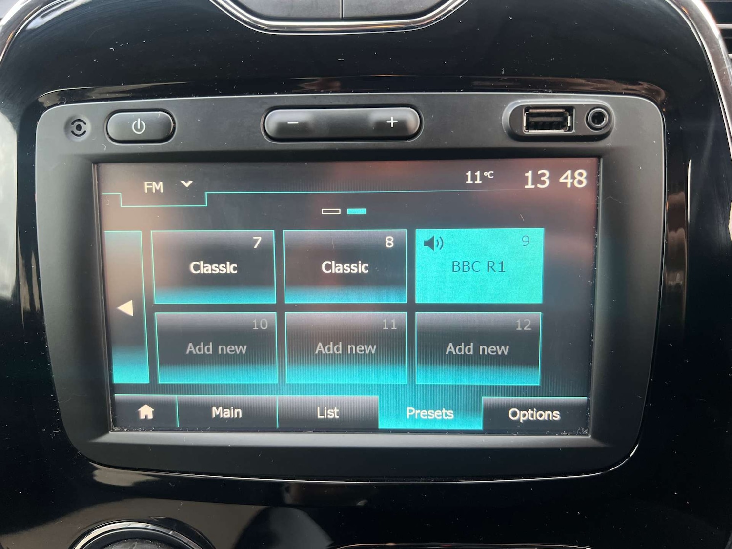 Used Renault Captur 2017 for sale - 76961755: Photo 42