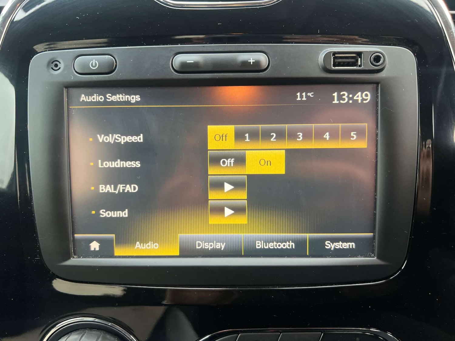 Used Renault Captur 2017 for sale - 76961755: Photo 48