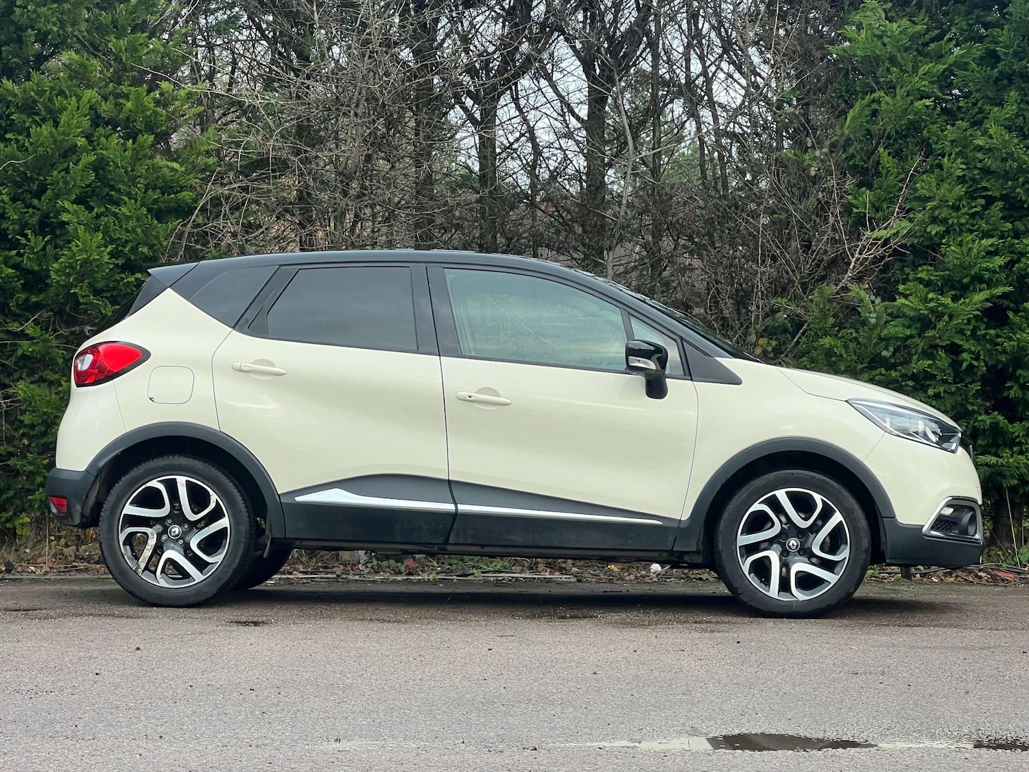 Used Renault Captur 2017 for sale - 76961755: Photo 9