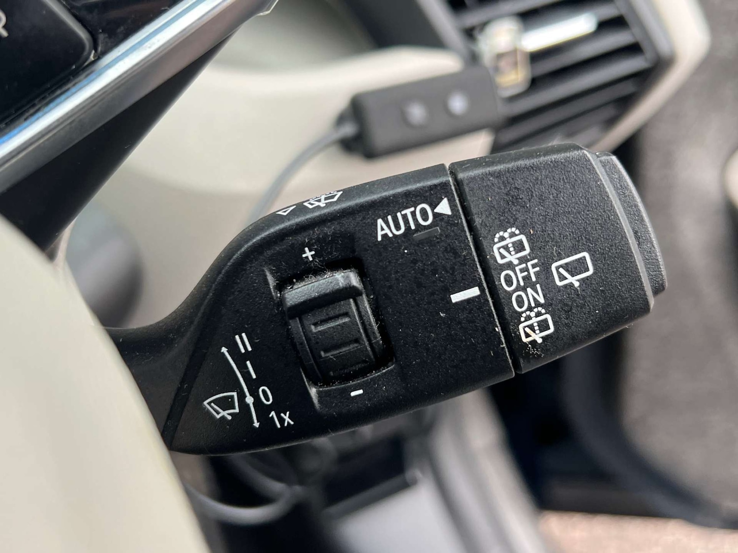 Used BMW i3 2016 for sale - 76776892: Photo 30