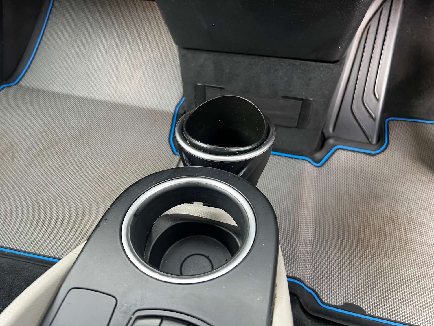 Used BMW i3 2016 for sale - 76776892: Photo 40