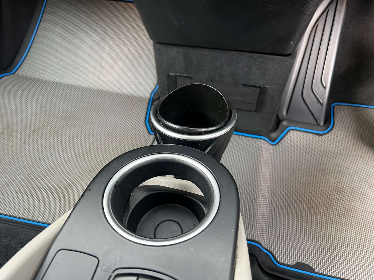 Used BMW i3 2016 for sale - 76776892: Photo 41