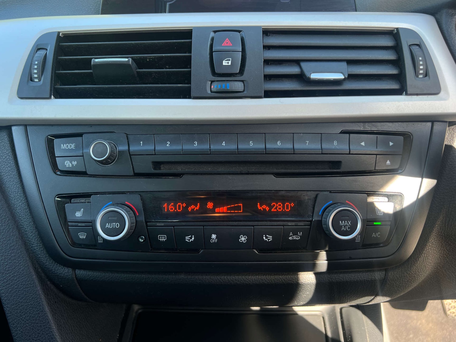 Used BMW 3 Series 2013 for sale - 77813572: Photo 33