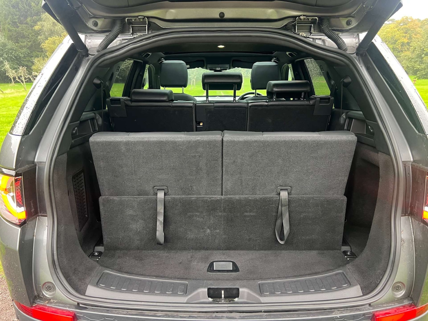 Used Land Rover Discovery Sport 2019 for sale - 76776845: Photo 14