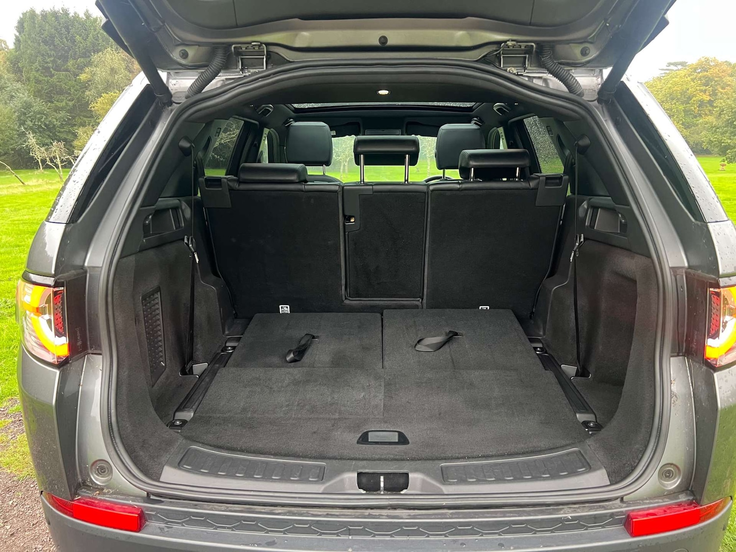 Used Land Rover Discovery Sport 2019 for sale - 76776845: Photo 15