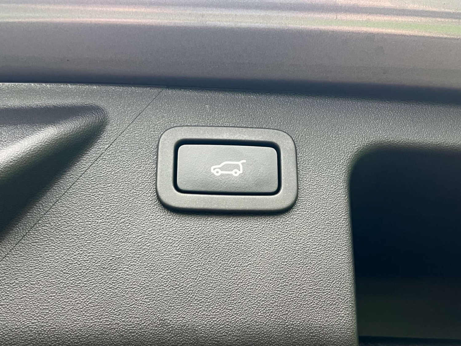 Used Land Rover Discovery Sport 2019 for sale - 76776845: Photo 18