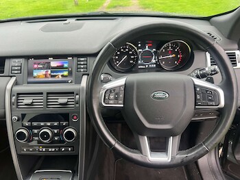 Used Land Rover Discovery Sport 2019 for sale - 76776845: Photo