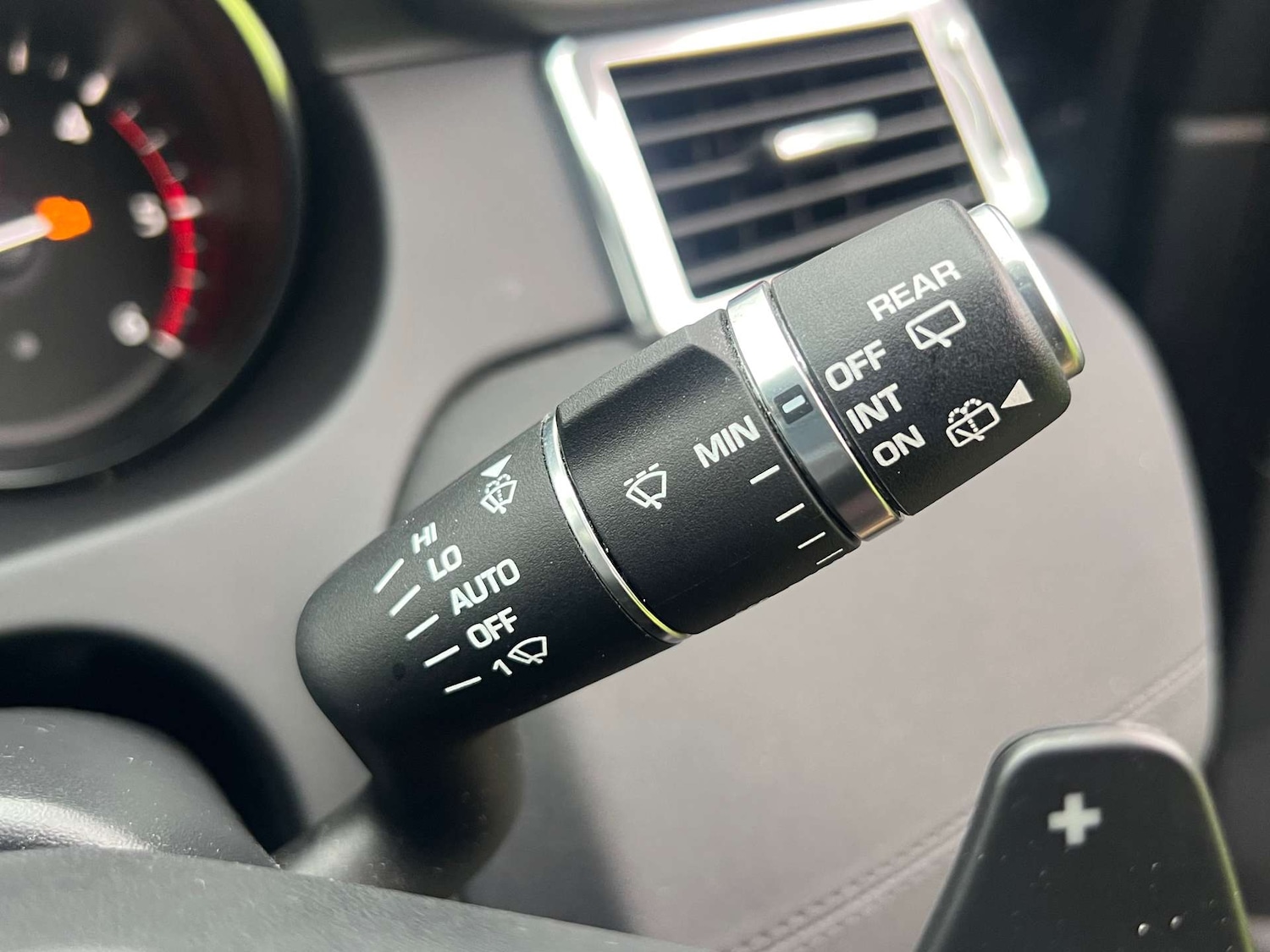 Used Land Rover Discovery Sport 2019 for sale - 76776845: Photo 38