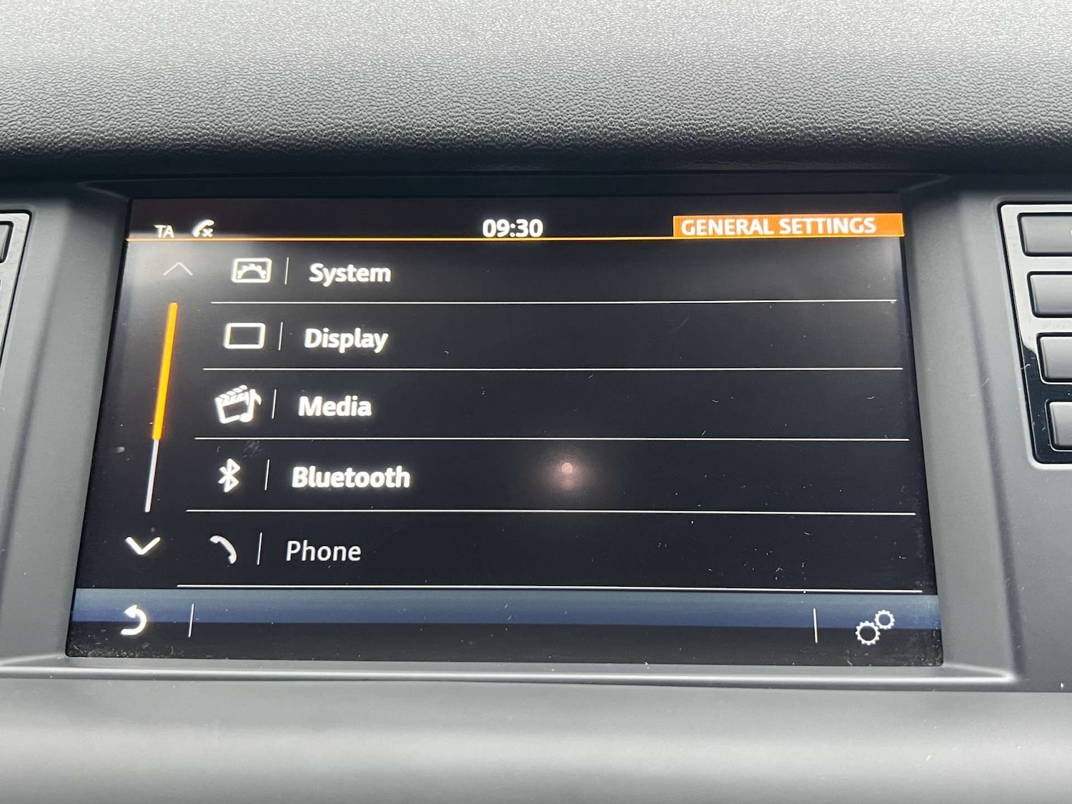 Used Land Rover Discovery Sport 2019 for sale - 76776845: Photo 55