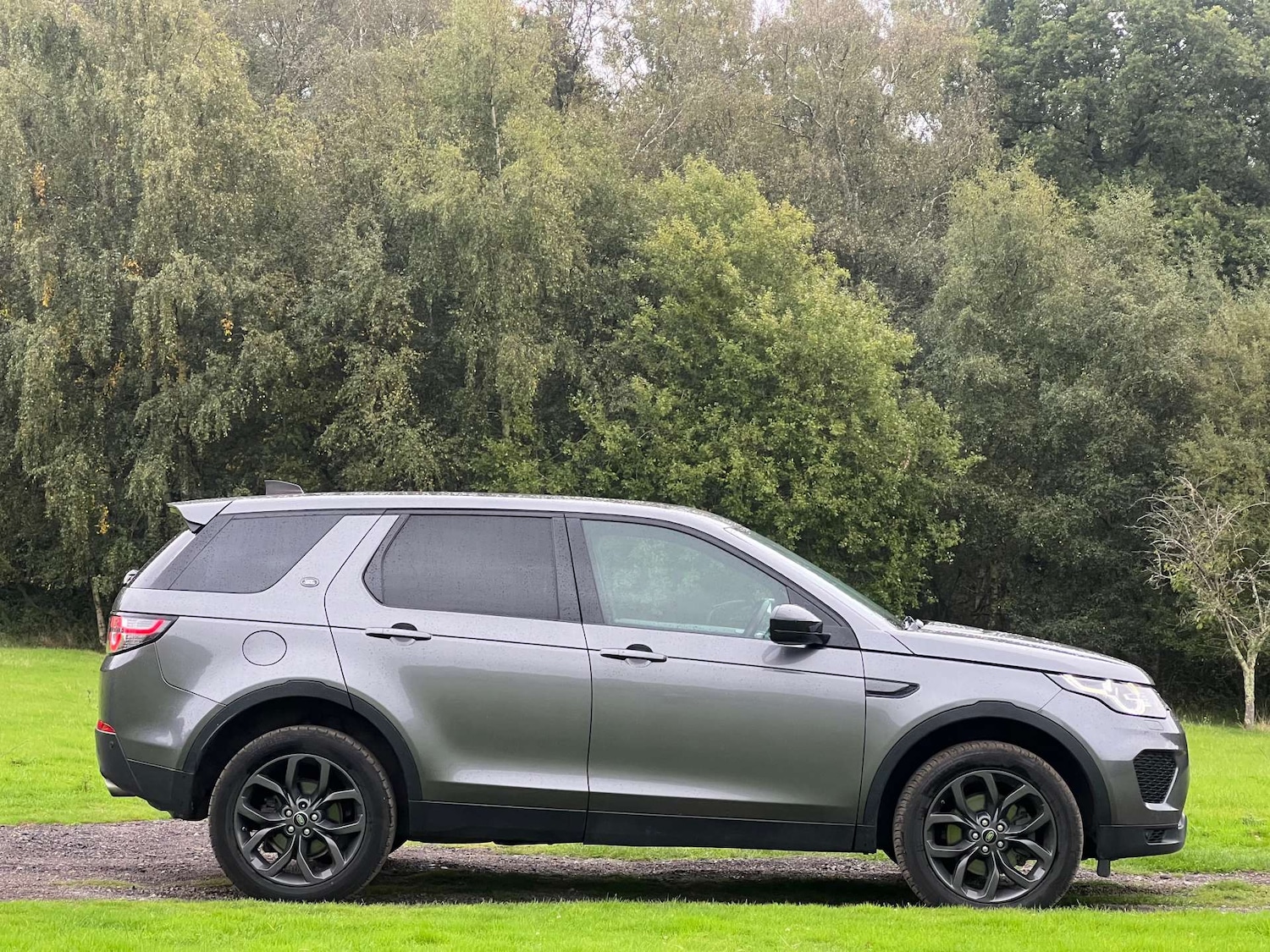Used Land Rover Discovery Sport 2019 for sale - 76776845: Photo 9