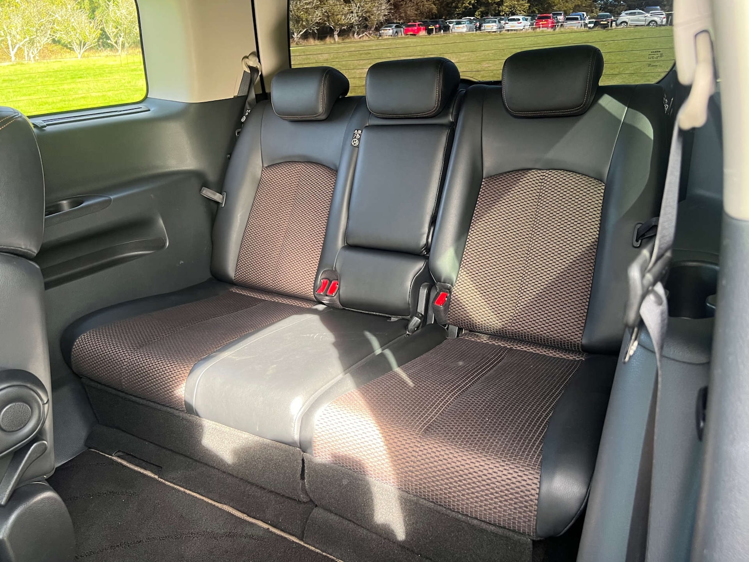 Used Nissan Elgrand 2025 for sale - 77946395: Photo 24