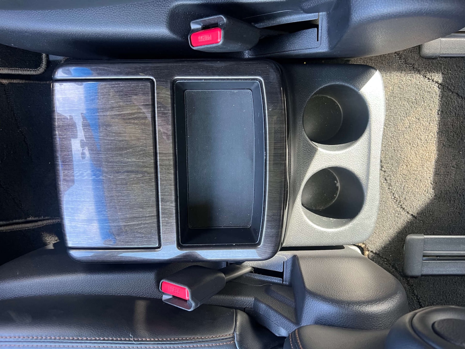 Used Nissan Elgrand 2025 for sale - 77946395: Photo 47