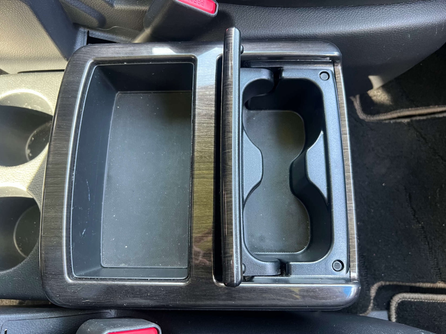 Used Nissan Elgrand 2025 for sale - 77946395: Photo 48