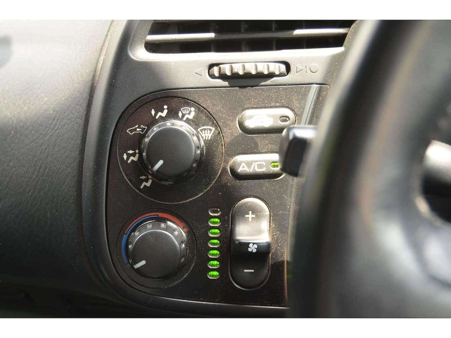 Used Honda S2000 2005 for sale - 77984275: Photo 31