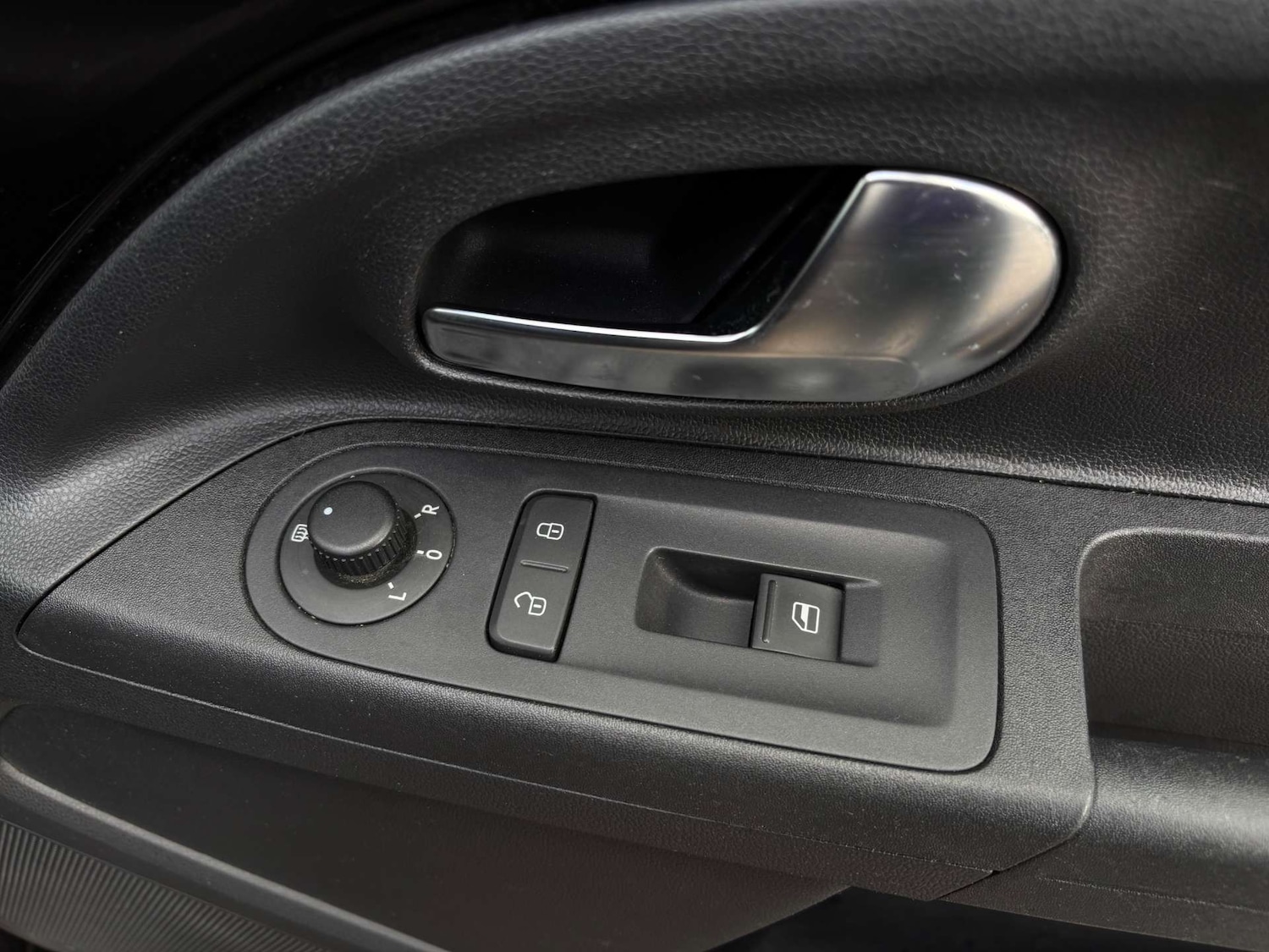 Used Volkswagen up! 2026 for sale - 77639559: Photo 15