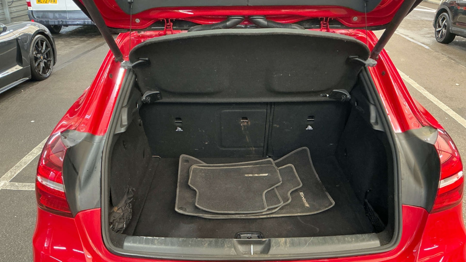 Used Mercedes-Benz GLA 2020 for sale - 76834604: Photo 11