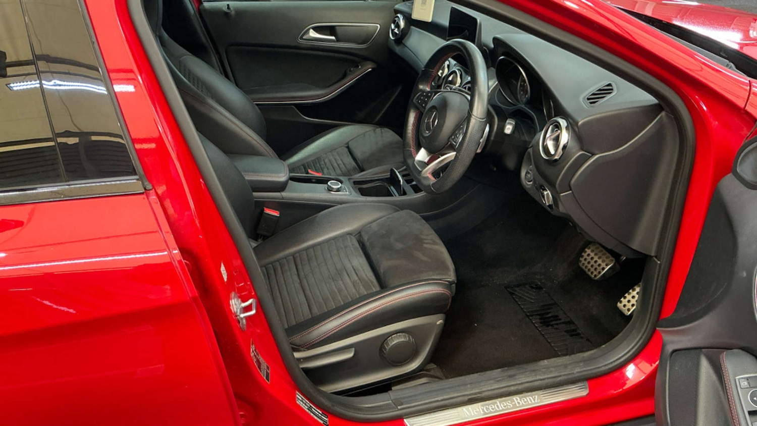 Used Mercedes-Benz GLA 2020 for sale - 76834604: Photo 13