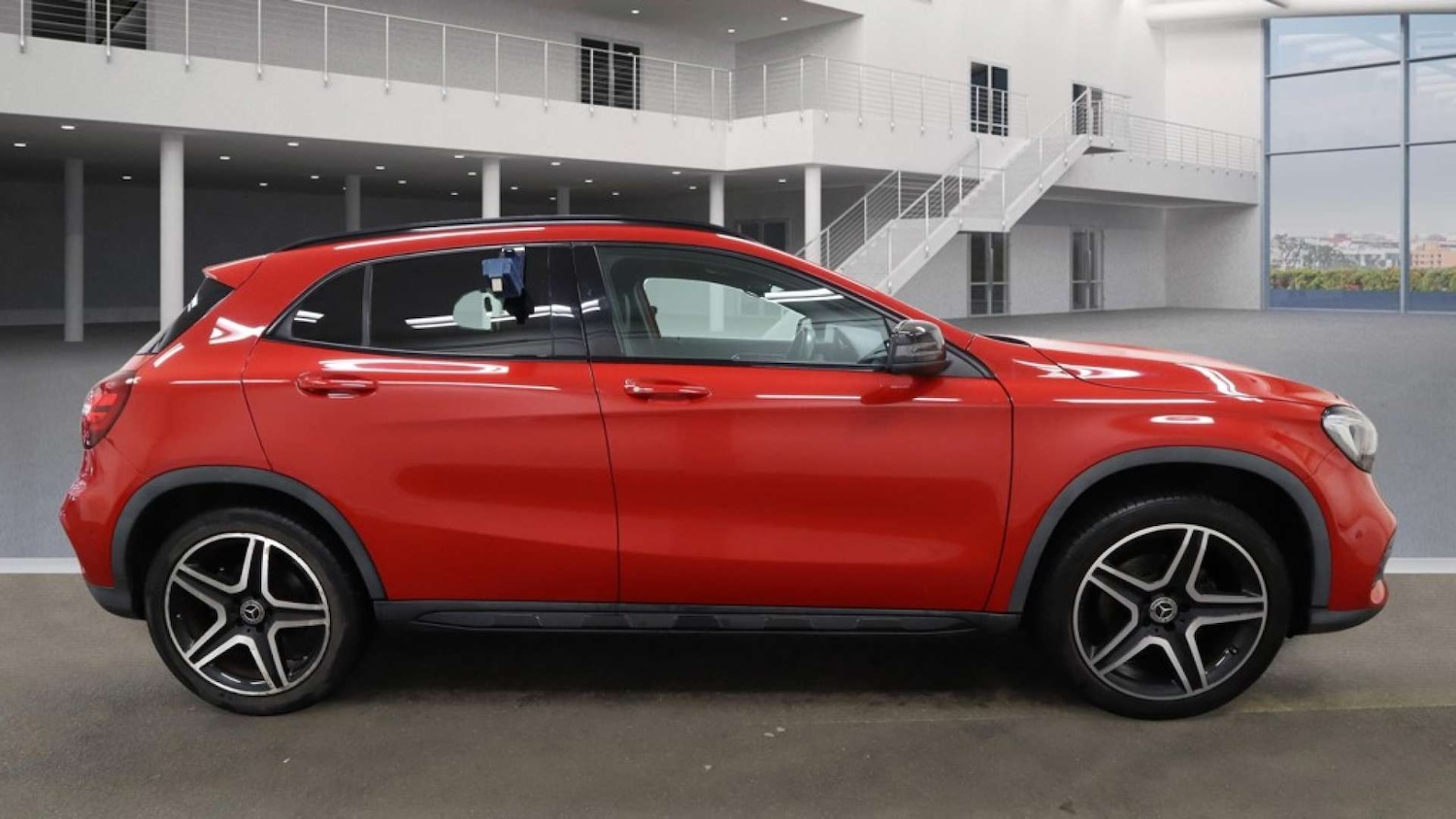 Used Mercedes-Benz GLA 2020 for sale - 76834604: Photo 8