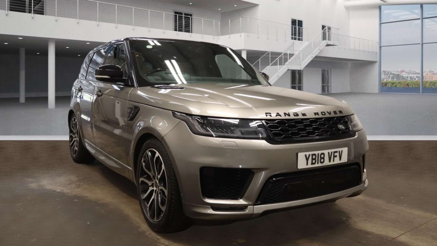 Used Land Rover Range Rover Sport 2018 for sale - 76776974: Photo 1