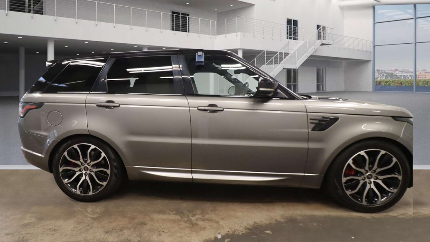 Used Land Rover Range Rover Sport 2018 for sale - 76776974: Photo 9