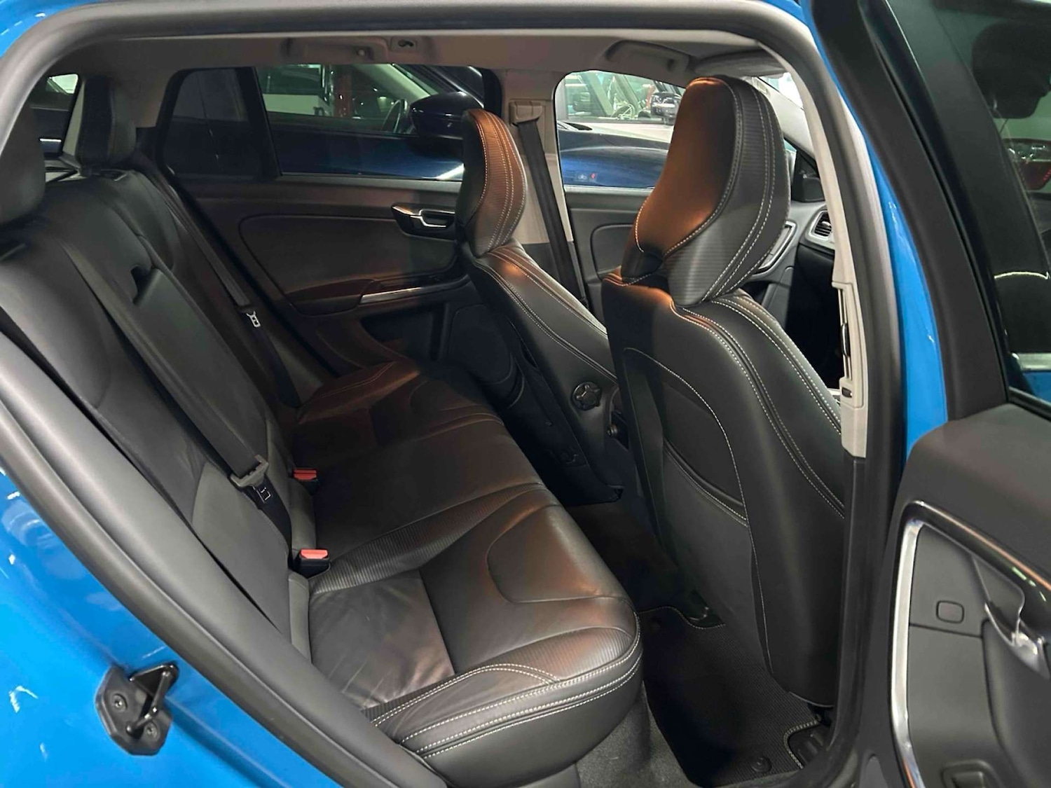 Used Volvo V60 2013 for sale - 77847494: Photo 14