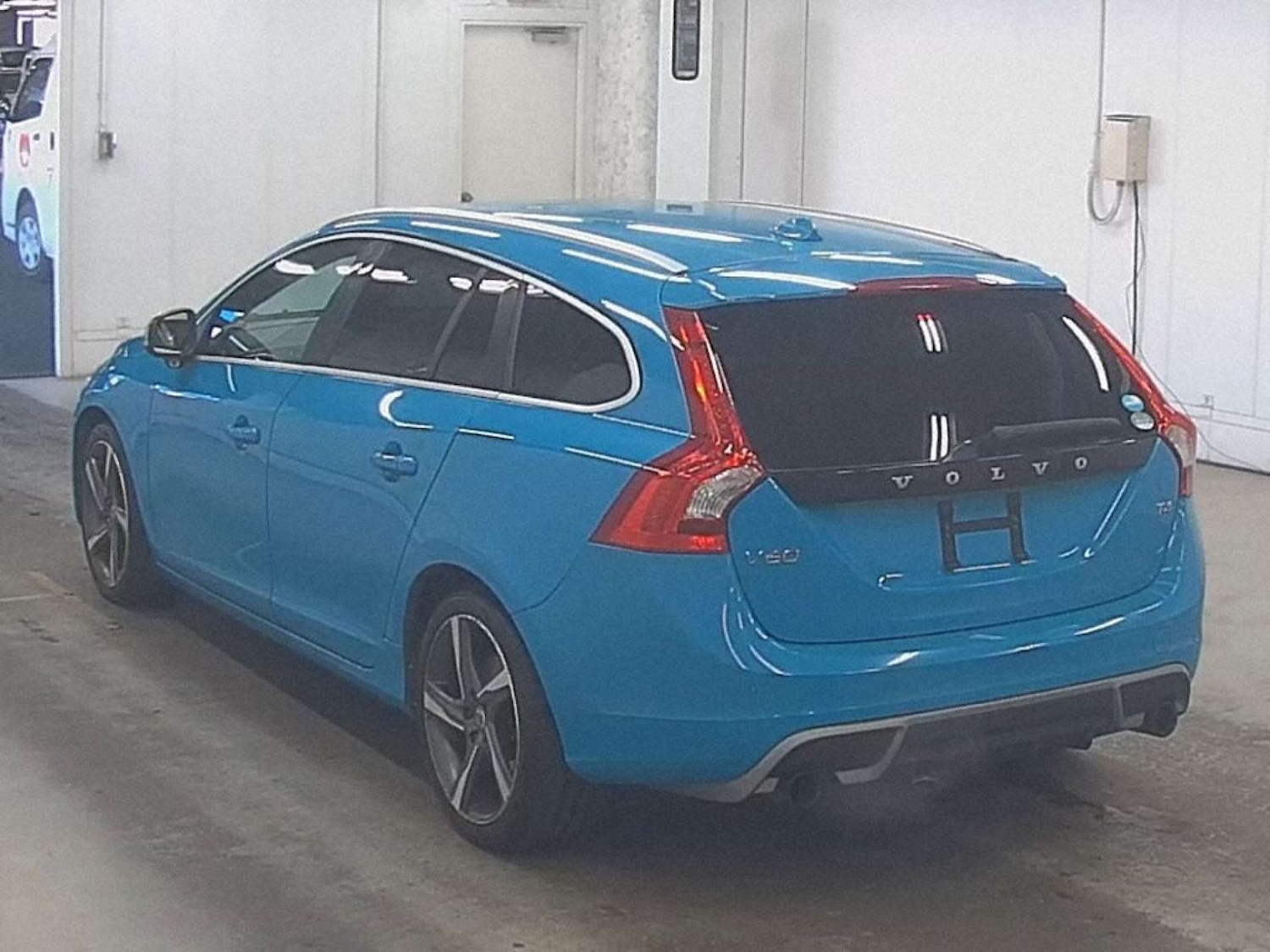 Used Volvo V60 2013 for sale - 77847494: Photo 8