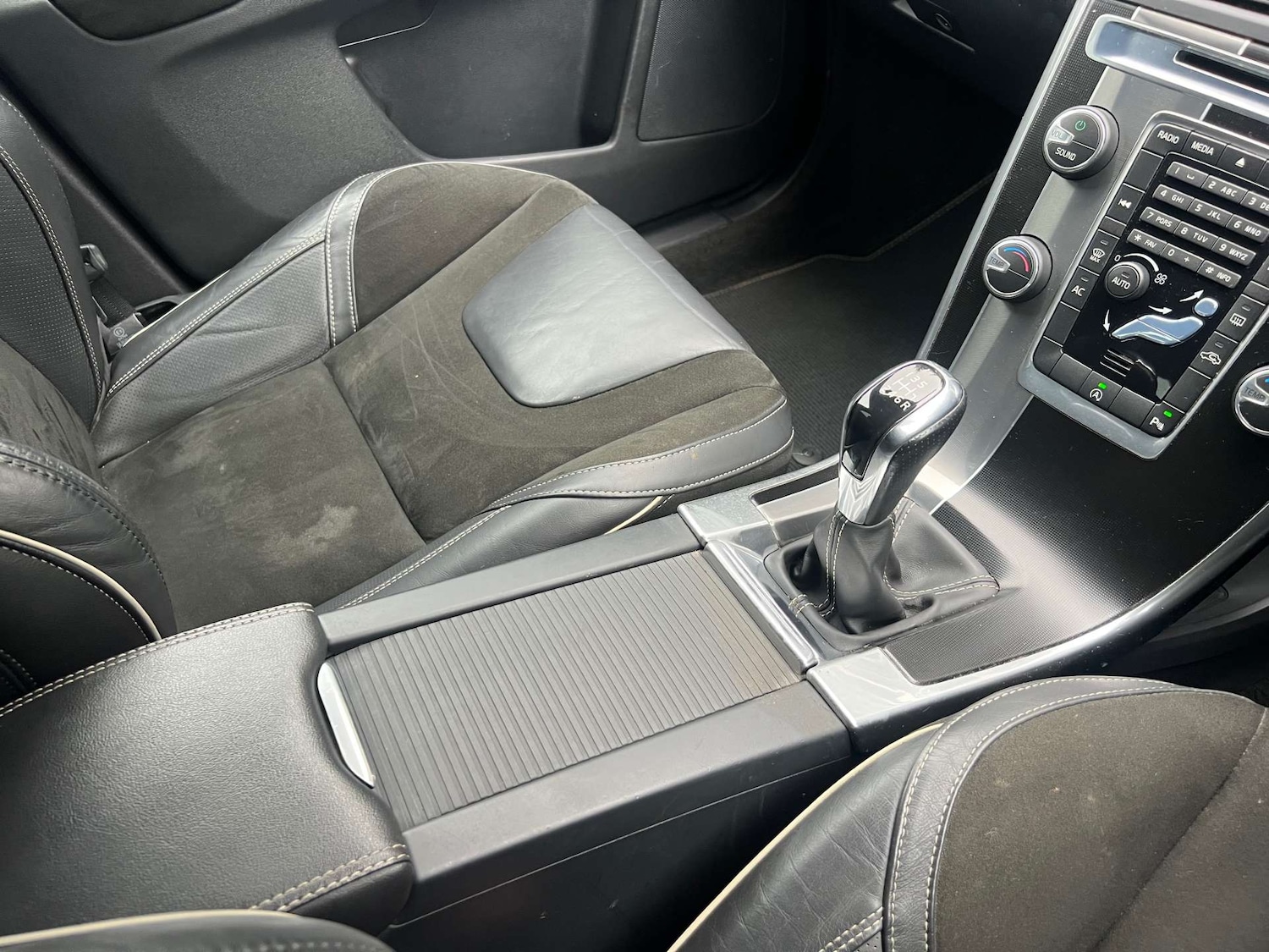 Used Volvo XC60 2016 for sale - 77813588: Photo 37